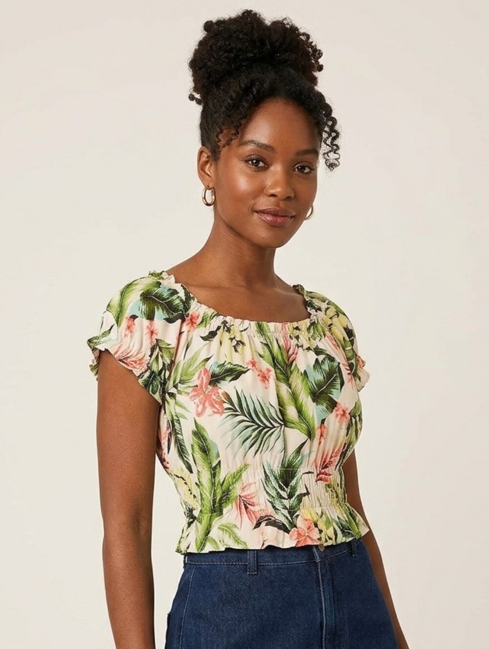 Derek Heart Juniors White Hawaiian Print Short Sleeve Crop Top Size Medium